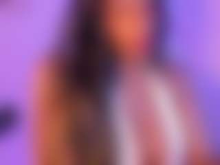 Cinnamoon-Natural Boobs's Live Sex Cam Show