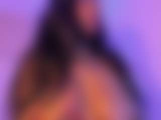 Cinnamoon-Natural Boobs's Live Sex Cam Show