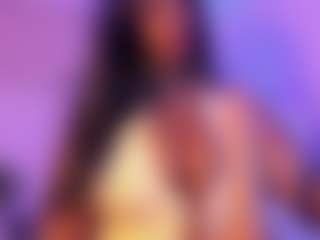 Cinnamoon-Natural Boobs's Live Sex Cam Show