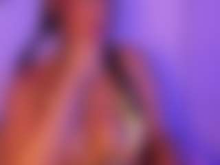Cinnamoon-Natural Boobs's Live Sex Cam Show