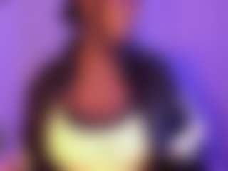 Cinnamoon-Natural Boobs's Live Sex Cam Show