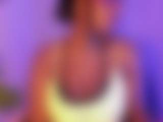 Live cam show with Cinnamoon-Natural Boobs - BBW on TottyGirls