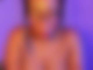 Cinnamoon-Natural Boobs's Live Sex Cam Show