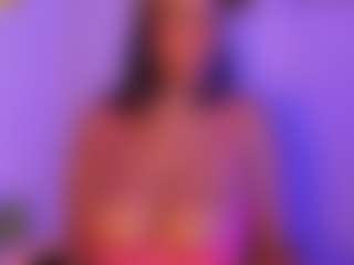 Cinnamoon-Natural Boobs's Live Sex Cam Show