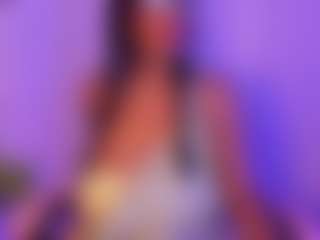 Live cam show with NaturalEbony - Ebony Anal on Camsoda