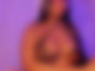 Live cam show with NaturalEbony - Ebony on Camsoda.co | colombia