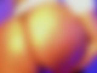 Live cam show with NaturalEbony - Oil on Sweet Sext