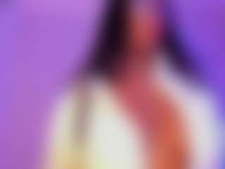 Live cam show with NaturalEbony - Public Black on Camsoda | colombia