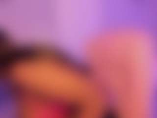 Live cam show with NaturalEbony - Brown Hair on liverealitysex.com