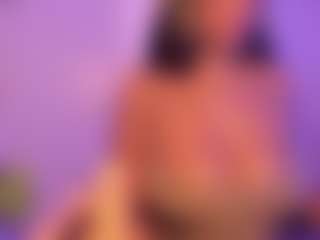 Live cam show with NaturalEbony - BBW on CamwithHer