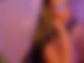 Live cam show with NaturalEbony - Public Ebony on madthumbs