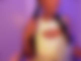 Live cam show with NaturalEbony - Fingering on Camsoda