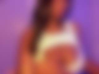 Live cam show with NaturalEbony - Natural on Camsoda
