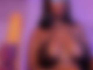 Live cam show with NaturalEbony - Striptease on galaxygirlnitro.com