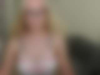 glossybabe's Live Sex Cam Show