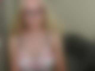 glossybabe's Live Sex Cam Show