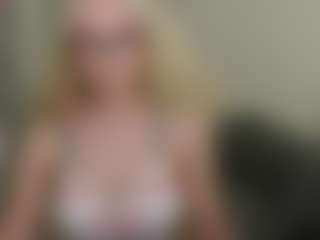 glossybabe's Live Sex Cam Show