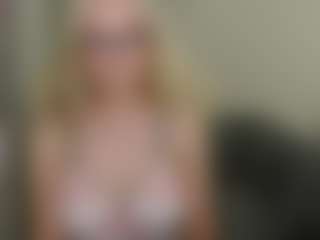 glossybabe's Live Sex Cam Show