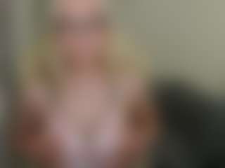 glossybabe's Live Sex Cam Show