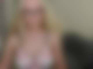 glossybabe's Live Sex Cam Show