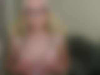 glossybabe's Live Sex Cam Show