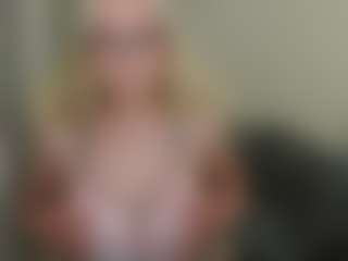 glossybabe's Live Sex Cam Show
