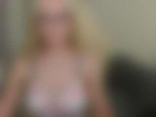 glossybabe's Live Sex Cam Show
