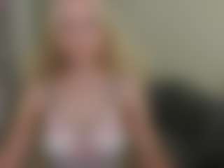 glossybabe's Live Sex Cam Show