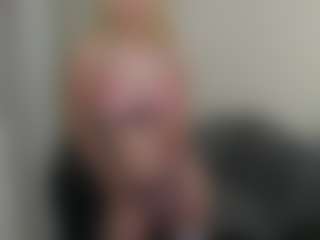 glossybabe's Live Sex Cam Show