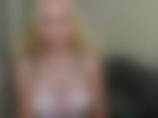 glossybabe's Live Sex Cam Show