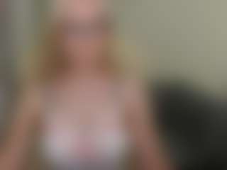 glossybabe's Live Sex Cam Show