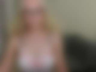glossybabe's Live Sex Cam Show