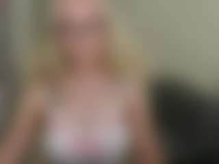 glossybabe's Live Sex Cam Show