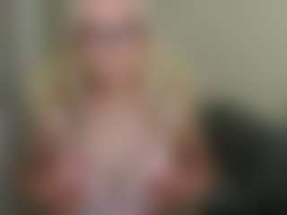 glossybabe's Live Sex Cam Show