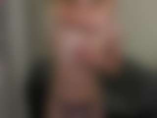glossybabe's Live Sex Cam Show