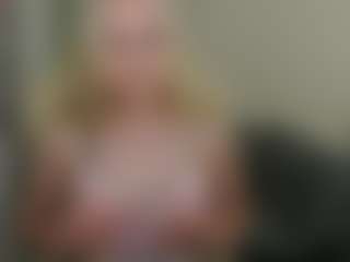 glossybabe's Live Sex Cam Show