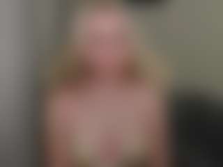 glossybabe's Live Sex Cam Show