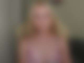 glossybabe's Live Sex Cam Show