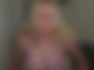 glossybabe's Live Sex Cam Show