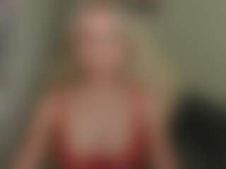 Live cam show with glossybabe - Facial Piercings on Camming Site