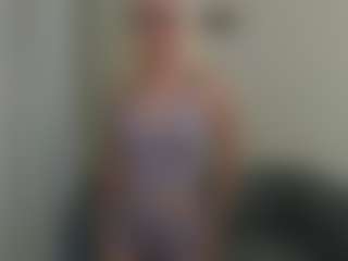 glossybabe's Live Sex Cam Show