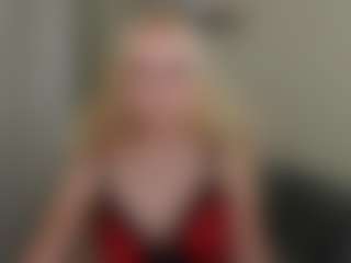 Live cam show with glossybabe - Drinking on Gym Cam Girls