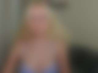Live cam show with glossybabe - Dirty Talk on Fling VIP Chat