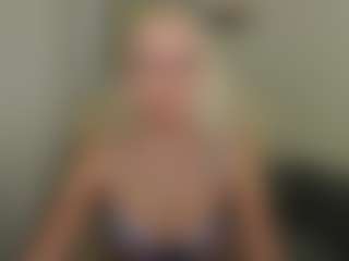 Live cam show with glossybabe - Facial Piercings on Camsoda
