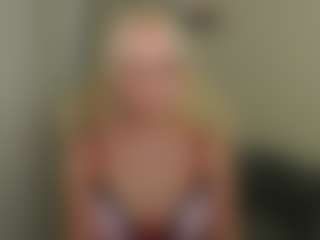 Live cam show with glossybabe - Drinking on sexytreat.net