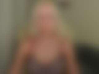 Live cam show with glossybabe - Genital Piercings on Camsoda