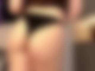 Live cam show with JoyBradley - Nipple Piercings on xplaylive.com