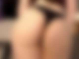 Live cam show with JoyBradley - New Tattoos on SinfulBabes