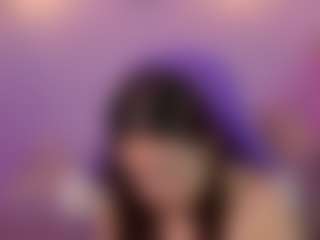 Live cam show with Maya Vexx - Smoking on Uber Horny