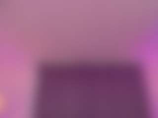 Live cam show with Maya Vexx - Solo on AdultVida.com